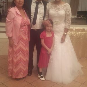 Meet your Posher, Imelda